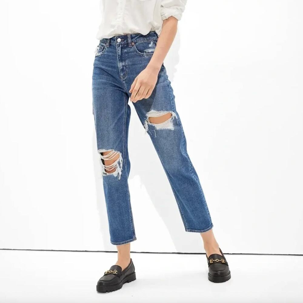 American Eagle Mom Straight Jean Ripped High Rise Jeans Size 0